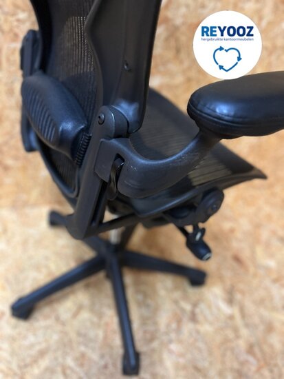 Herman Miller Mirra A - grijs - tweedehands