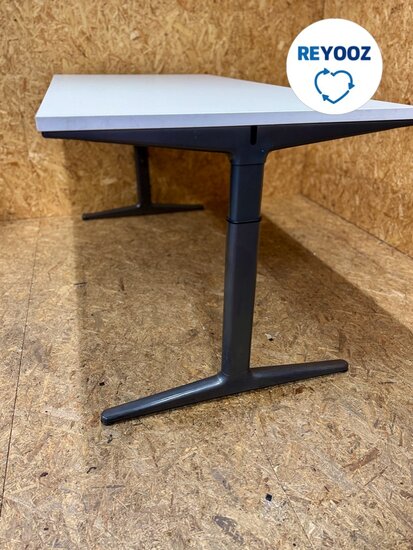 Tweedehands Ahrend Mehes bureau - antraciet