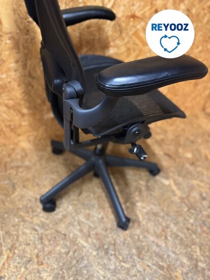 Herman Miller Aeron &quot;B&quot; tweedehands - antraciet